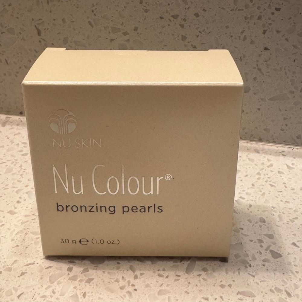 Nu Skin Bronzing Pearls New in Box